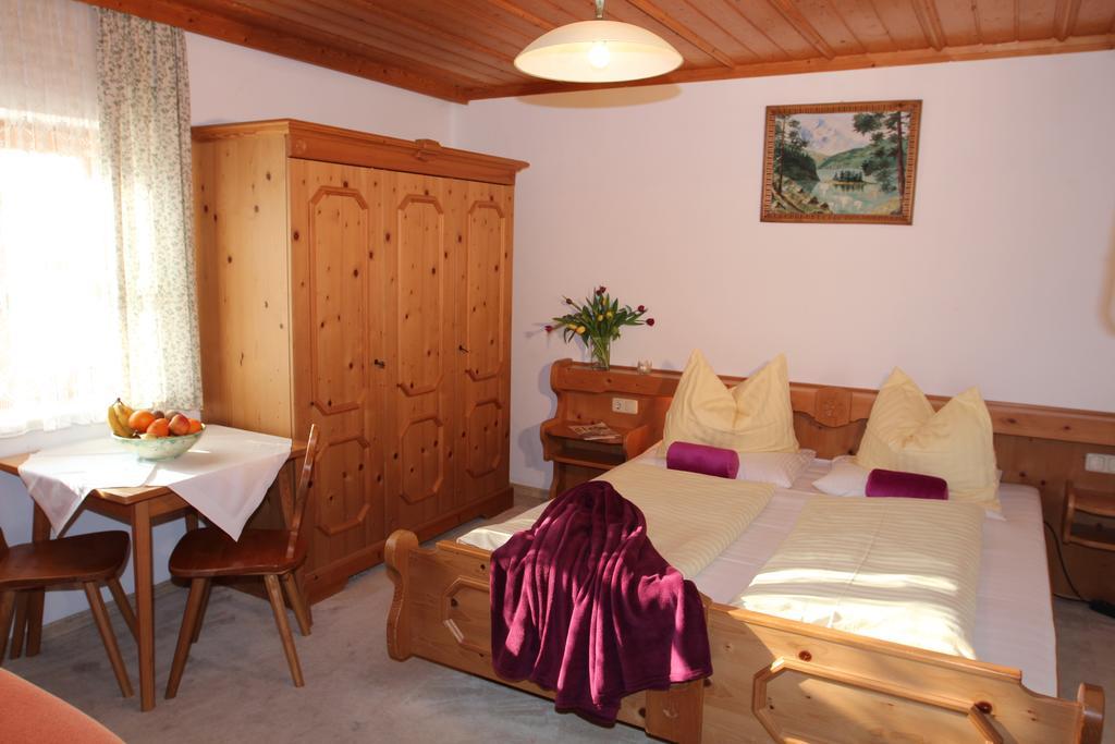 Bauernhof Kasleitner Villa Zell am Moos Luaran gambar