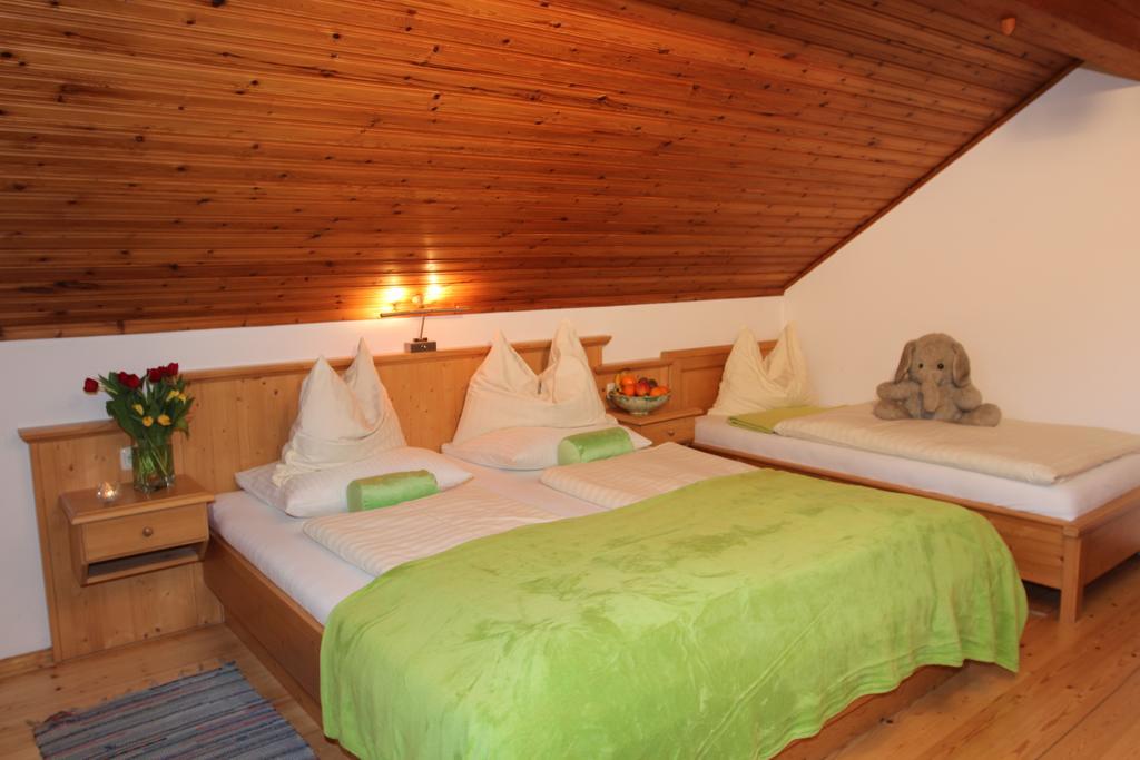 Bauernhof Kasleitner Villa Zell am Moos Luaran gambar